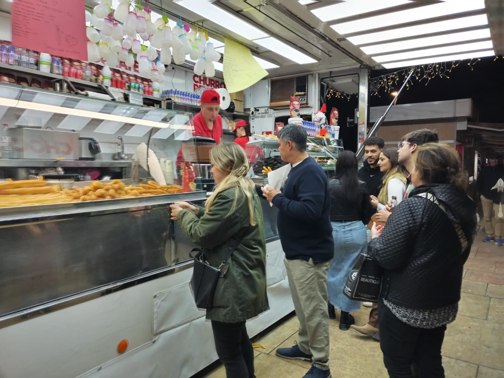 Weihnachtsmarkt am Paseo del Parque in Málaga wieder geöffnet