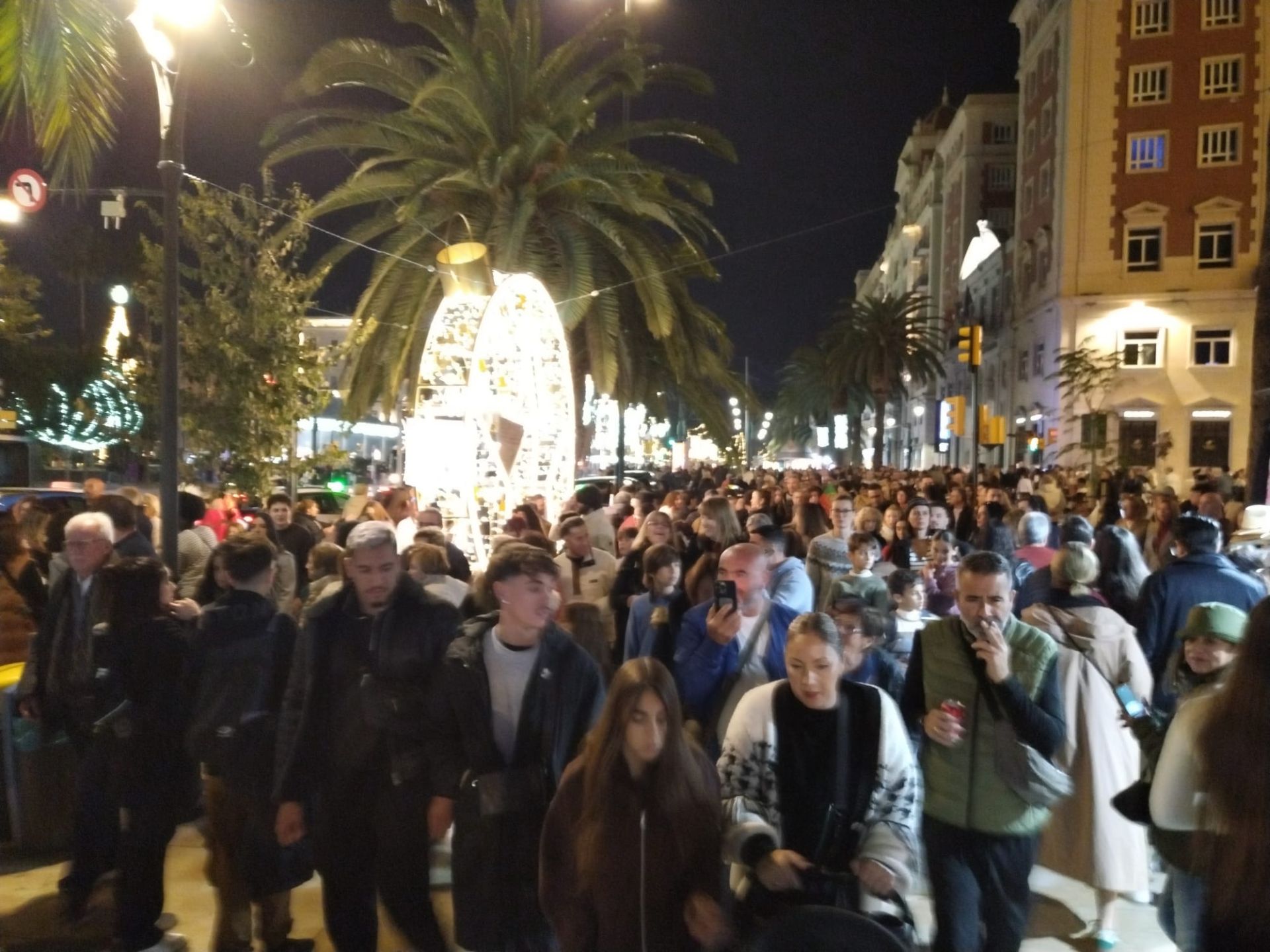 Weihnachtsmarkt am Paseo del Parque in Málaga wieder geöffnet