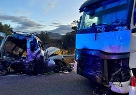 Zustand der Fahrzeuge nach dem Unfall in Casarabonela.