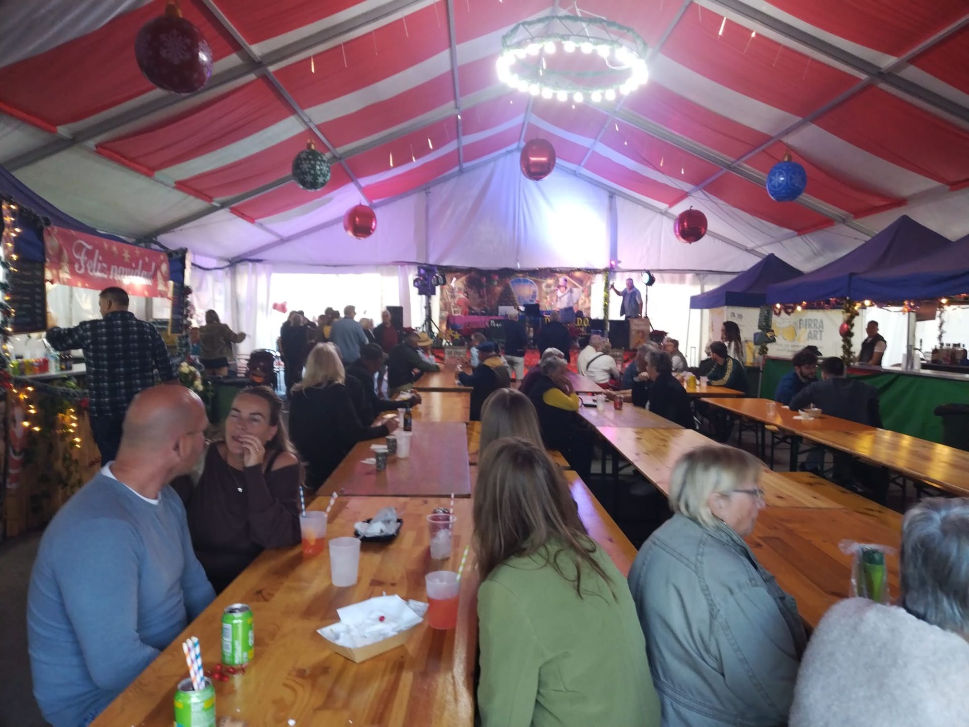 Fast wie in Deutschland: der Weihnachtsmarkt von Torrox Costa