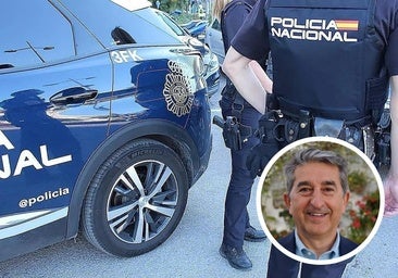 Einsatz der Nationalpolizei in einem Archivbild. Kleines Foto: Miguel Vázquez, ehemaliger PP-Stadtrat von Coín, wurde im Rahmen der Operation Gargamel verhaftet.