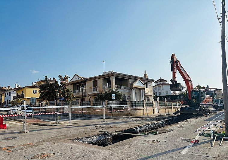 Neuer Verkehrskreisel in Vélez-Málaga soll Staus im Osten der Stadt beenden
