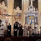 Ökumenischer Gedenkgottesdienst in Málagas Kathedrale mit Bischof José Antonio Satué Huerto.