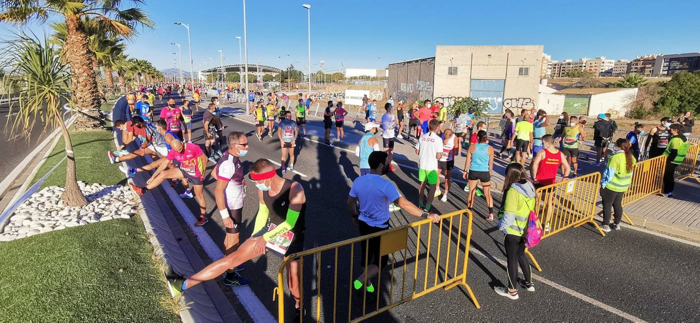 Almost 7,000 people participated in the Malaga half marathon on Sunday.