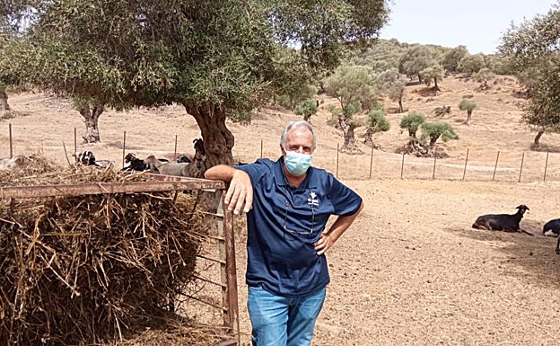 For Jorge Puerto cheese home starts in his organic farm.