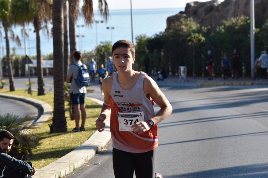 More than 1,300 people took part in races of 21, 10 or five kilometres on Sunday in support of Proyecto Hombre