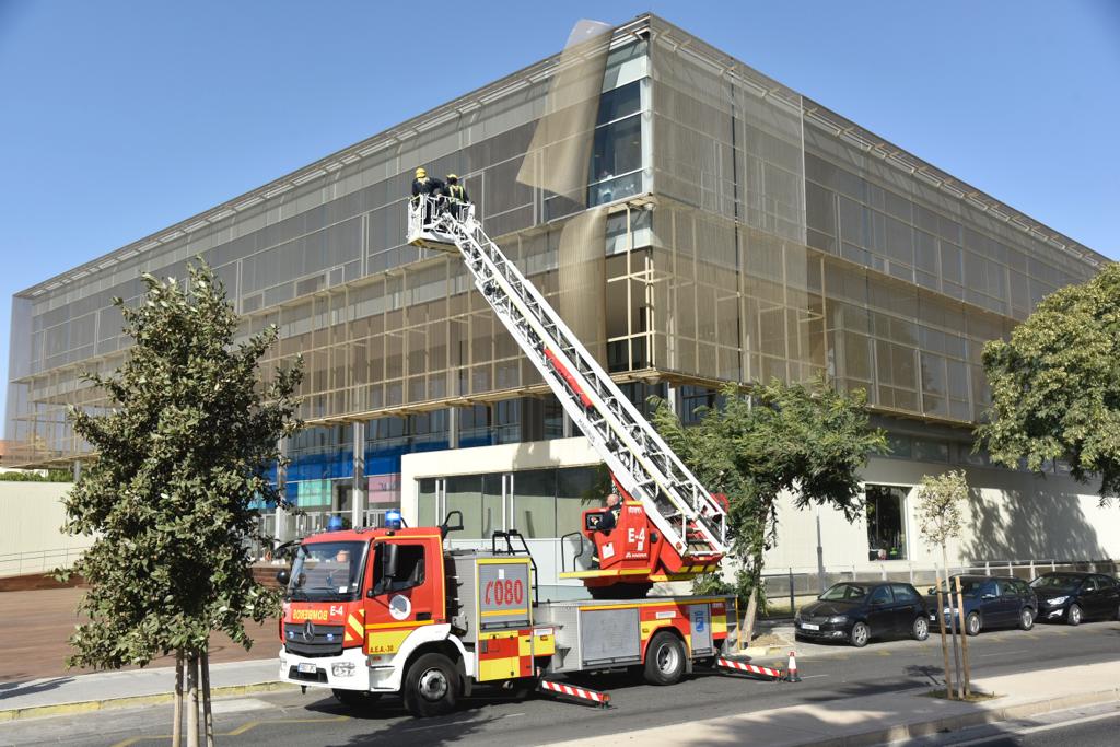 Two people were injured in Malaga province and a beach bar in Fuengirola was flattened. 