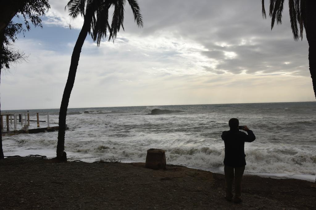 Two people were injured in Malaga province and a beach bar in Fuengirola was flattened. 