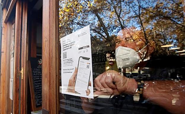 The 'Covid passport' gains ground in Spain