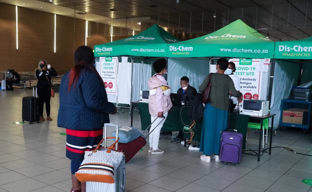 Health controls at Johannesburg airport. 