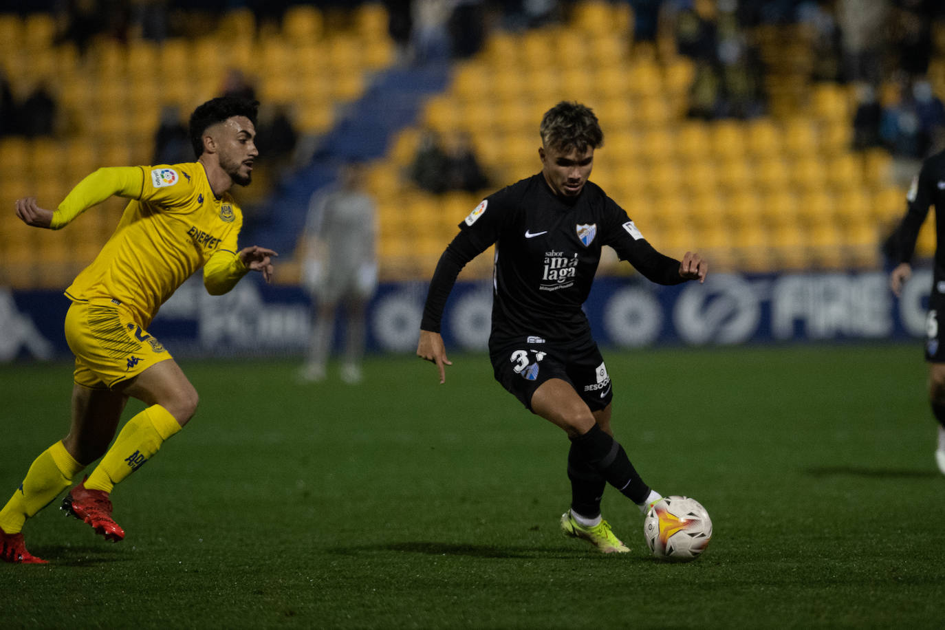 Malaga won away from home for the first time this season on Monday (3 January)