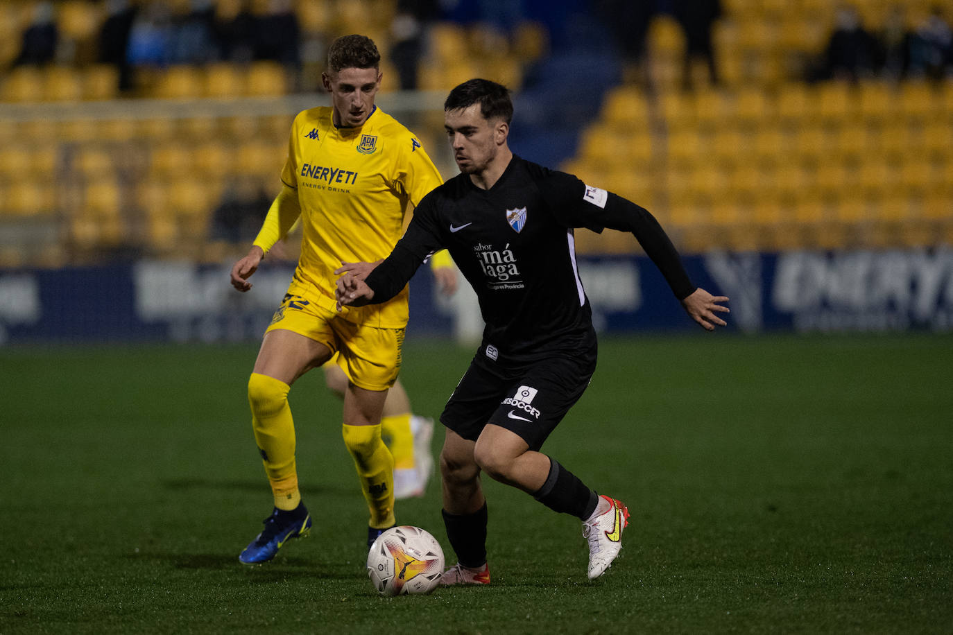 Malaga won away from home for the first time this season on Monday (3 January)