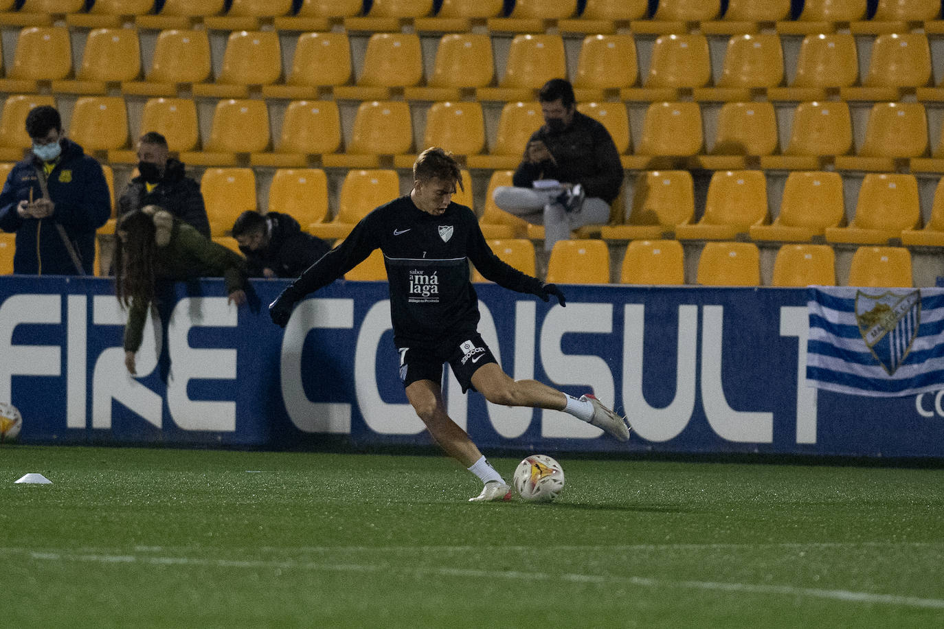 Malaga won away from home for the first time this season on Monday (3 January)