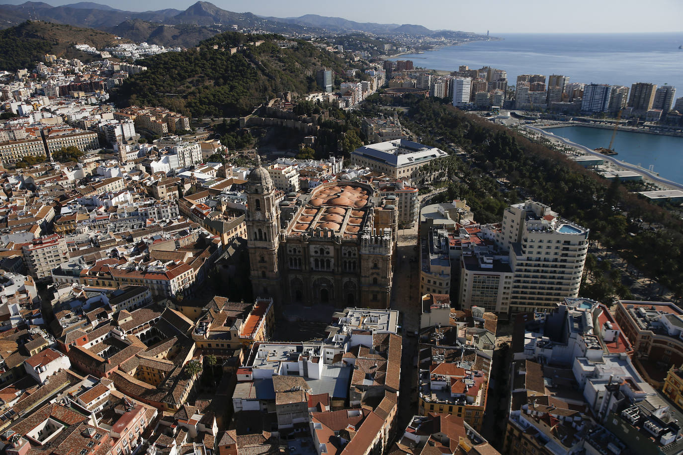 Since 1986, the Spanish National Police have been watching criminals from above in their Air Unit. 