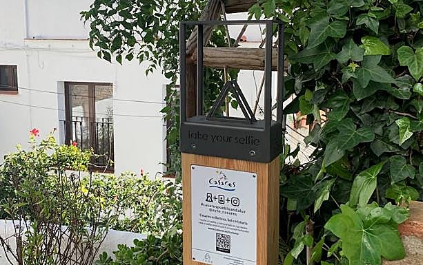 One of the selflie points.