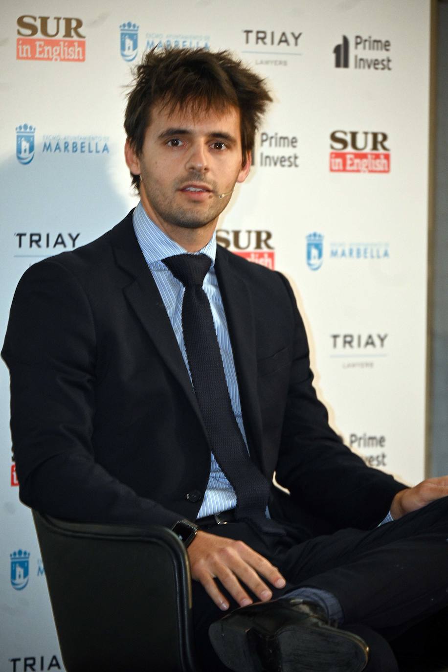 Representatives of Marbella town hall, Prime Invest, Triay Lawyers, and Iago Milet architecture studio at the event organised by SUR in English.