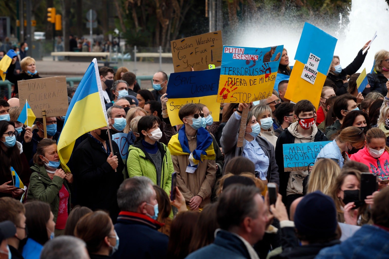 Demonstration in Malaga's Plaza de la Marina, this Sunday. 