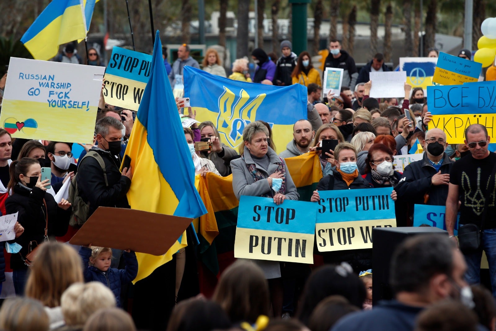 Demonstration in Malaga's Plaza de la Marina, this Sunday. 