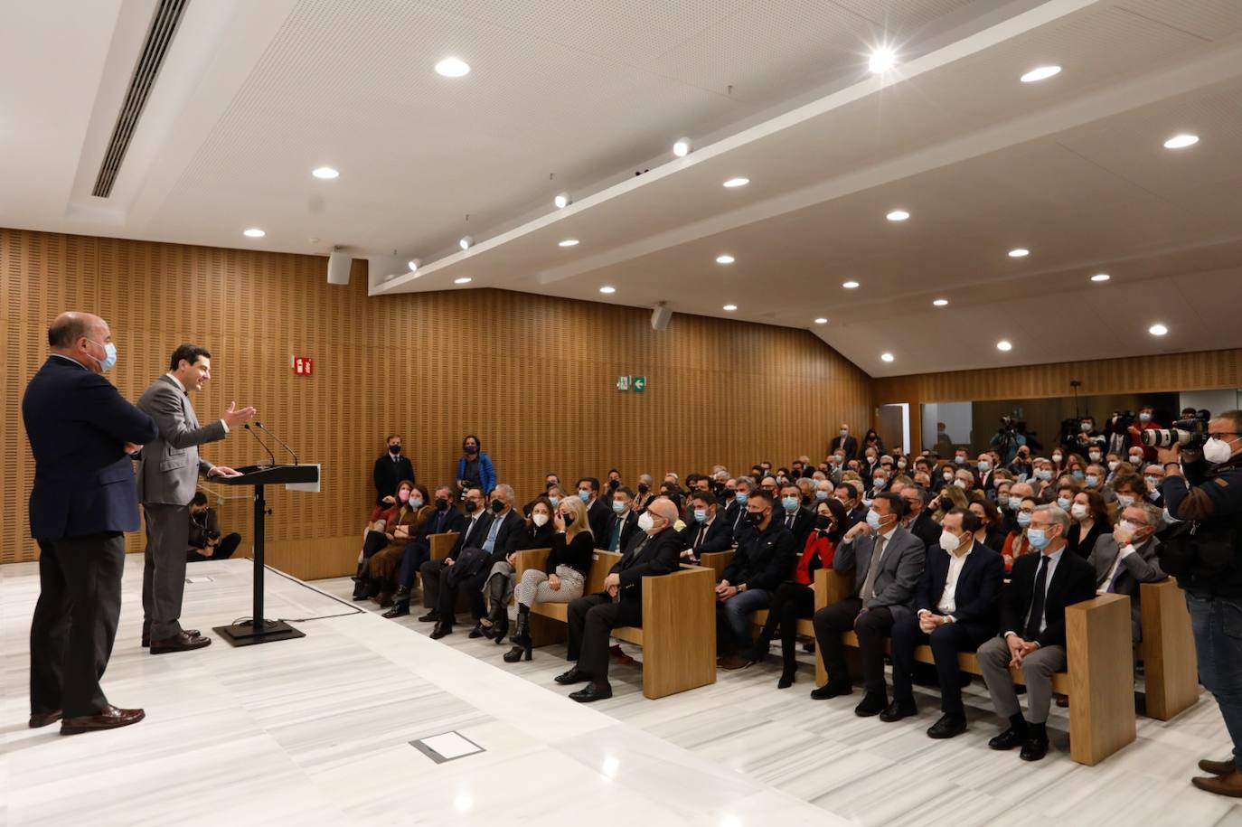 The centre, officially opened by the president of the Junta de Andalucía, now hosts four exhibitions