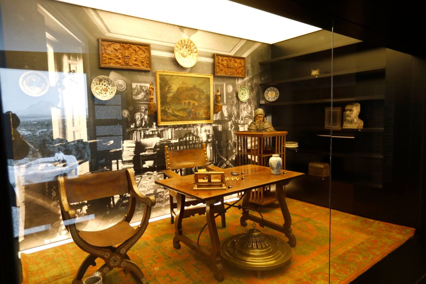 The centre, officially opened by the president of the Junta de Andalucía, now hosts four exhibitions