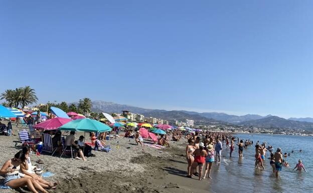 Lifeguards and social-distancing squares to return to Vélez-Málaga beaches for Easter