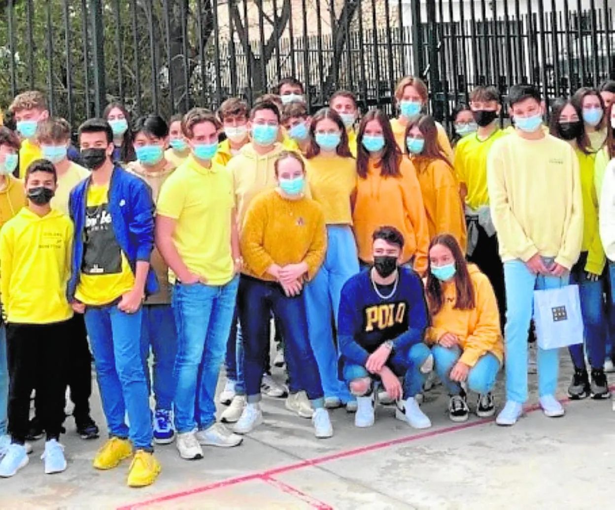 Students at the British College during the Blue and Yellow Day. 