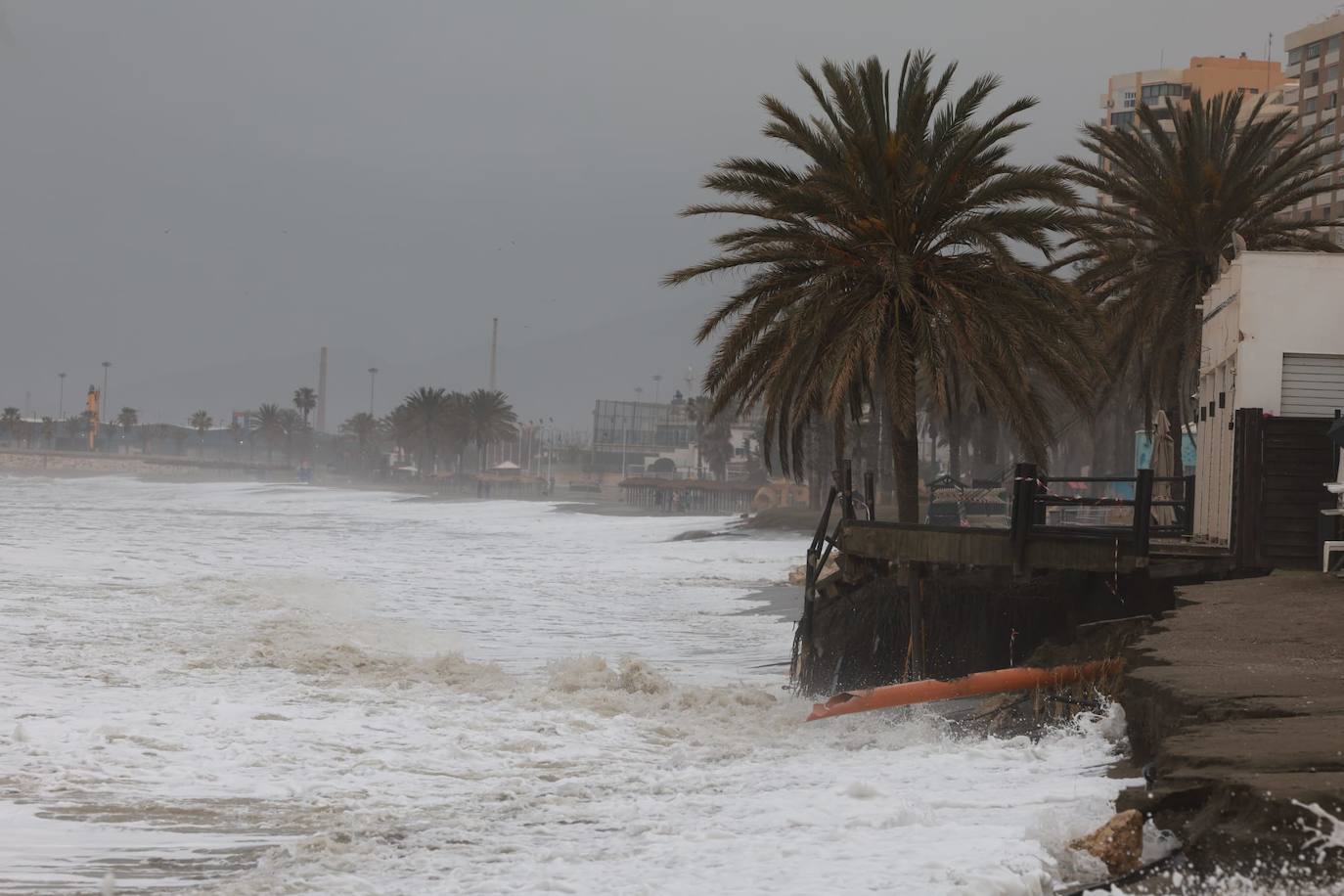 Photographs of the damage to the beaches of the Costa del Sol due to the storm