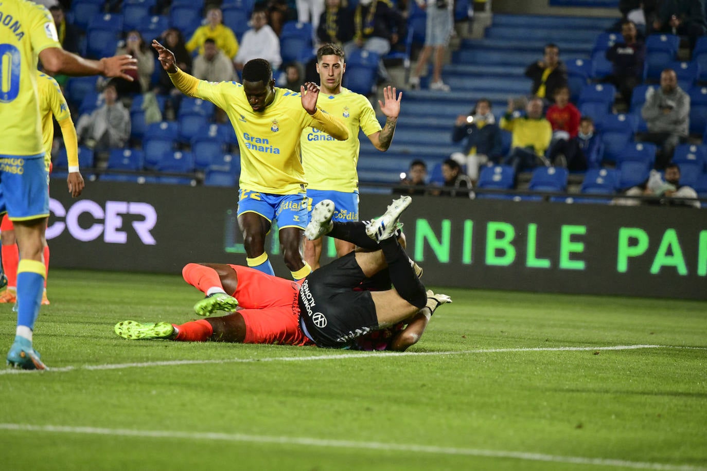 Malaga could not take the three points from Las Palmas.