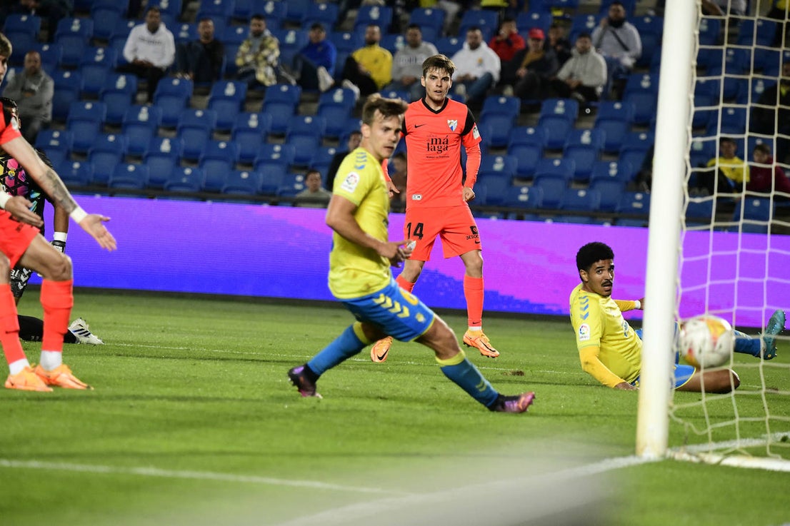 Malaga could not take the three points from Las Palmas.