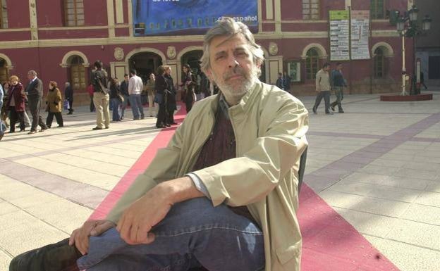Well-known Spanish actor has died after car plunges into Rincón river bed