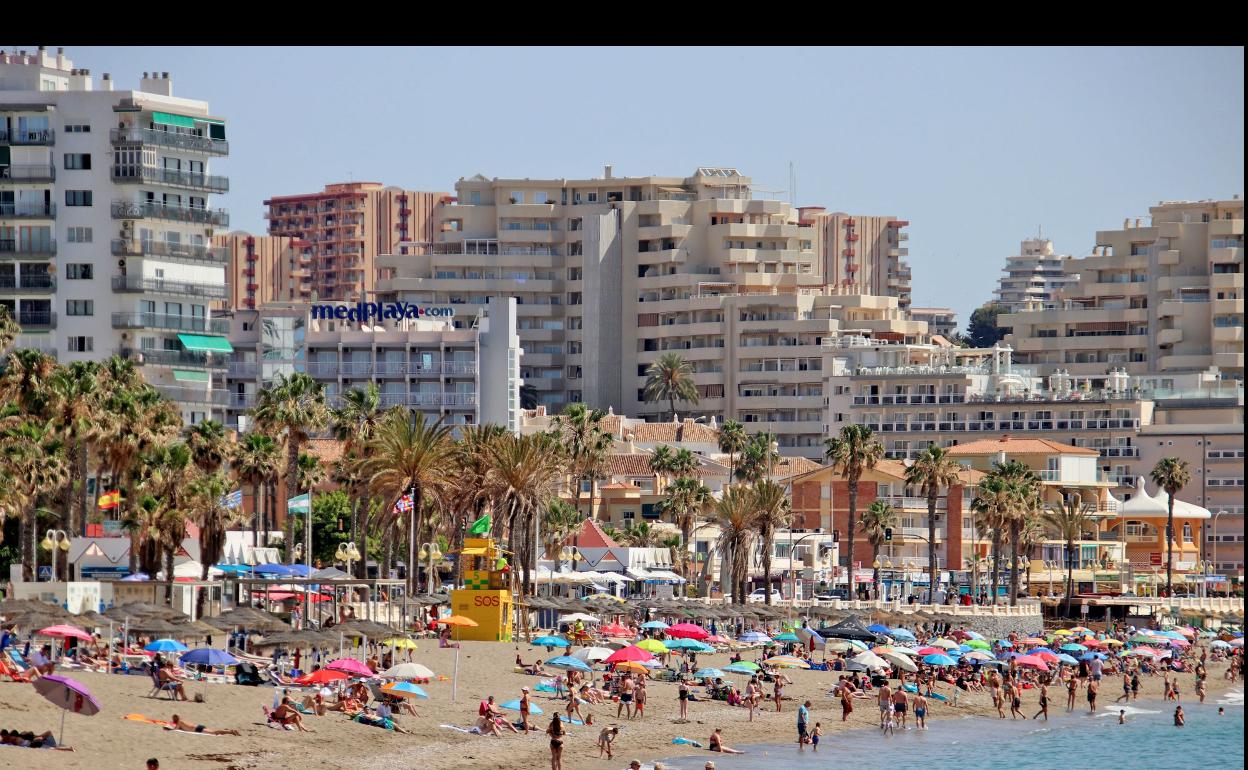 Benalmádena beach last weekend. The fine weather in May has helped the tourism figures. 