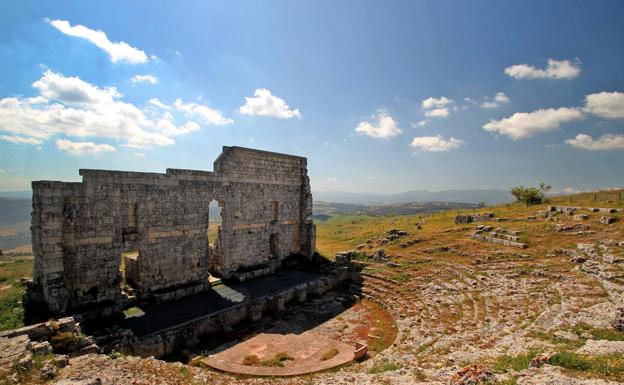 Ronda council applies to the Junta to manage 'one of most important archaeological sites in Andalucía' itself