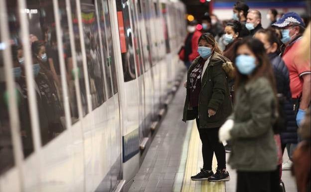 When is it still compulsory to wear a face mask in Spain?