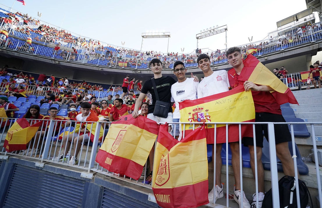 The atmosphere at La Rosaleda. 
