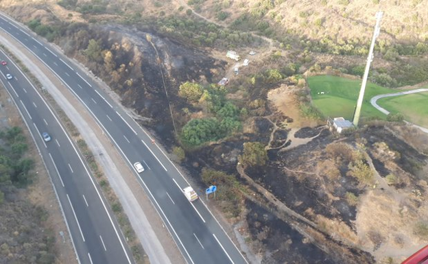 Forty Infoca firefighters and helicopter extinguish latest blaze in Mijas
