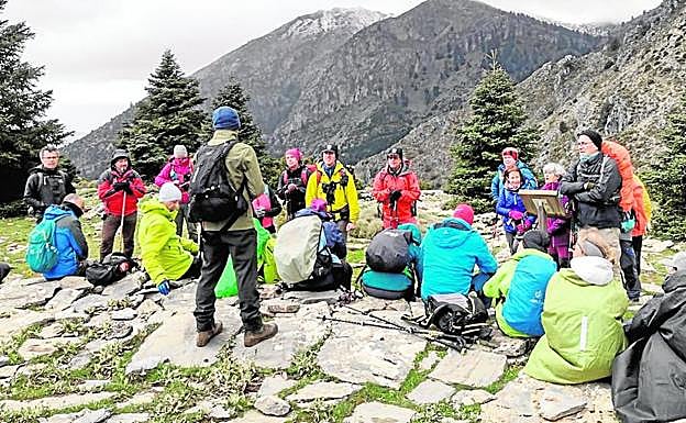 Active tourism in the Sierrade las Nieves.