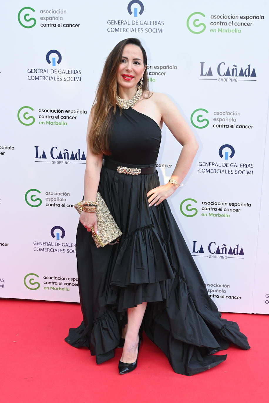 The gala dinner of the Asociación Española Contra el Cáncer de Marbella has returned in style, bringing together more than 500 people at Finca de La Concepción to support the work of this group that cares for patients suffering from this disease and their families