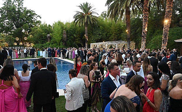 Guests at the gala dinner in the gardens of La Concepción 