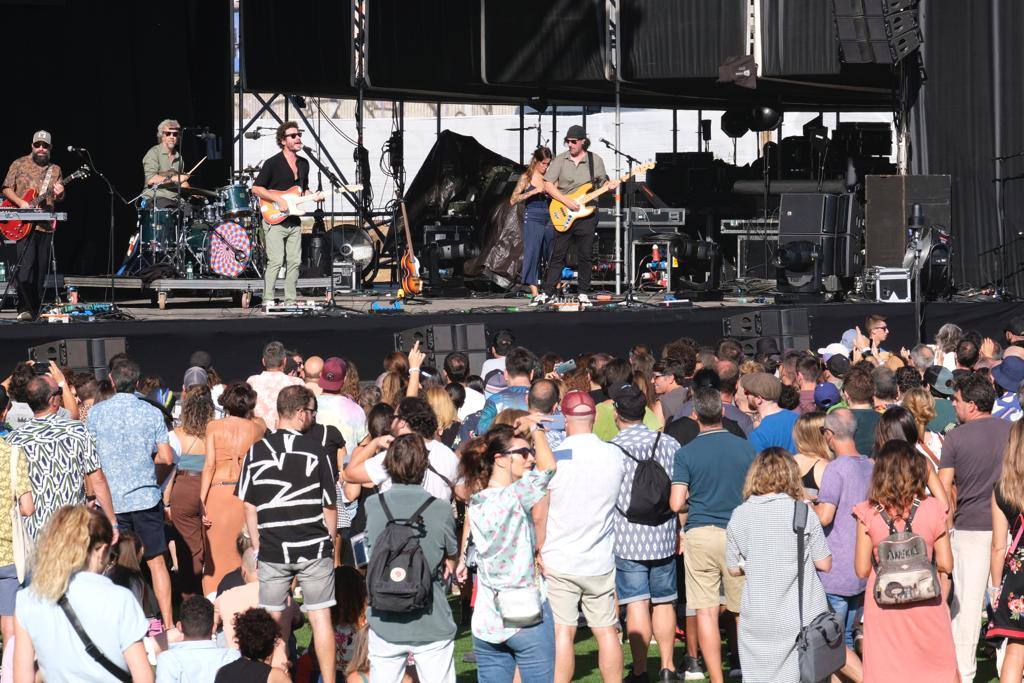 Niños Mutantes, in concert