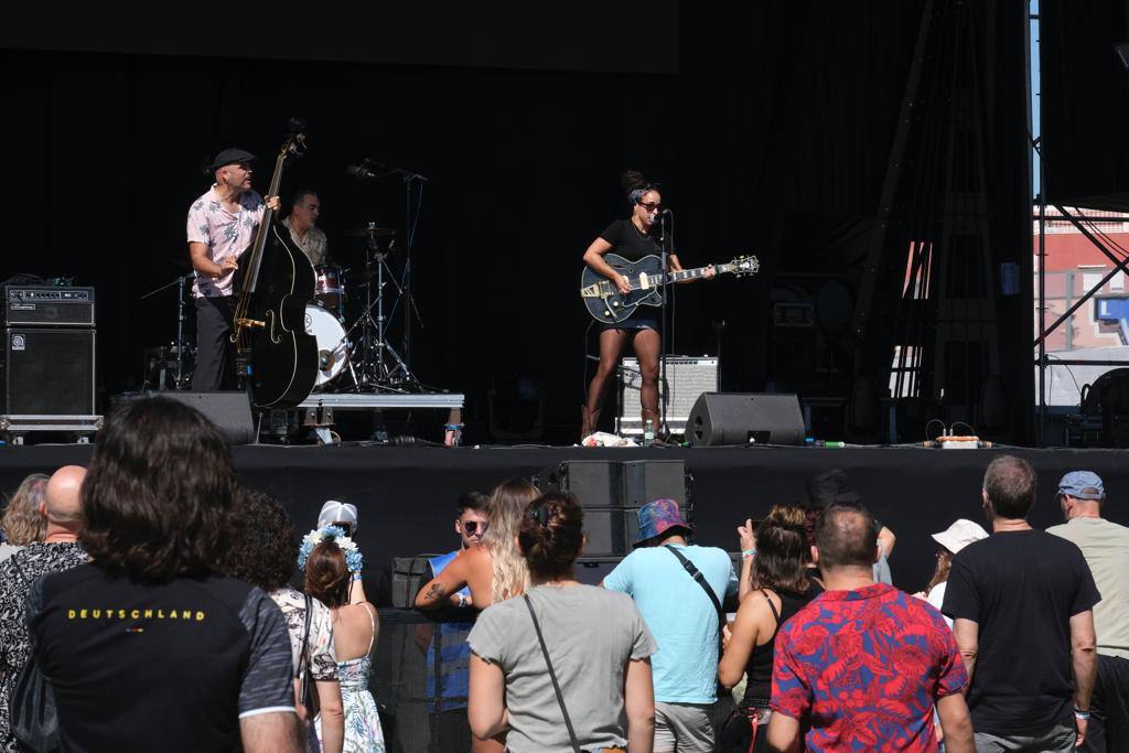 La Perro Blanco, live on Friday 