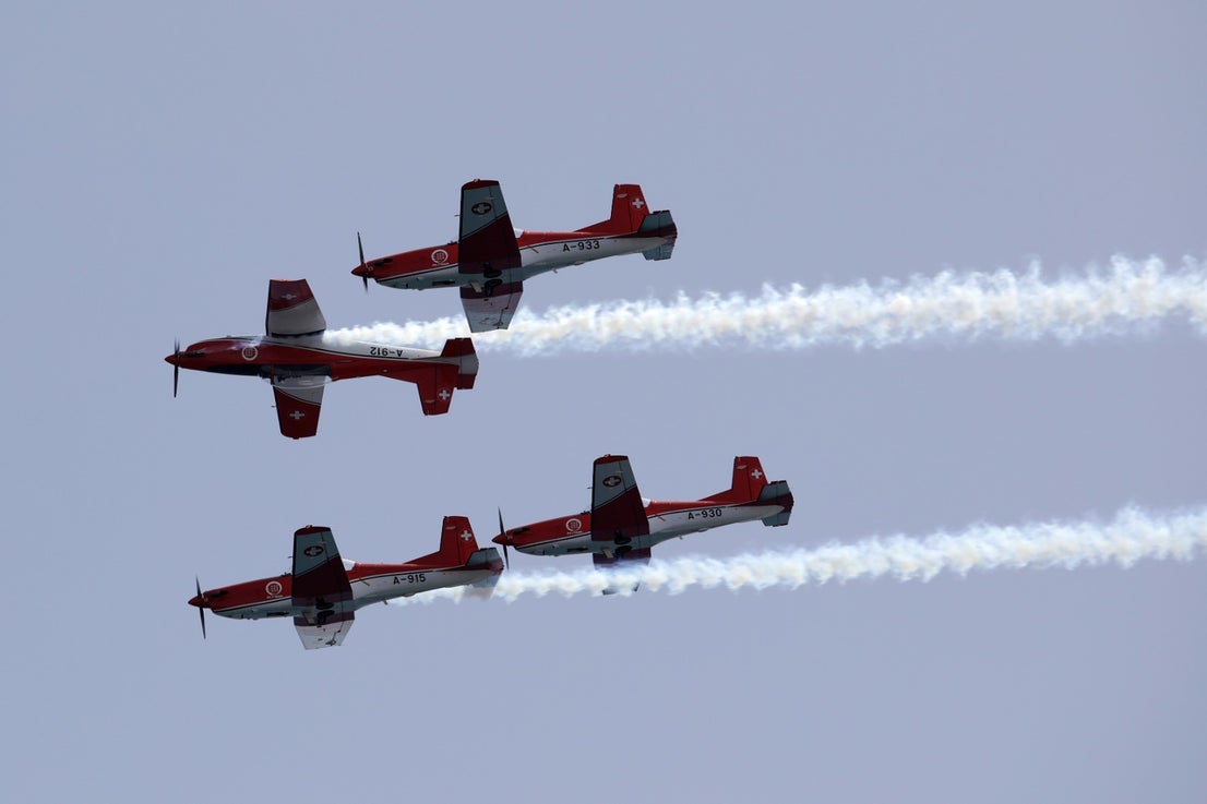 From the early hours of Sunday morning the Torre del Mar beach, on the the Costa del Sol, was full of people waiting to see what is already recognised as one of the best air festivals in Europe. 