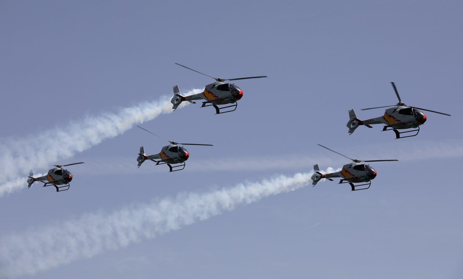 From the early hours of Sunday morning the Torre del Mar beach, on the the Costa del Sol, was full of people waiting to see what is already recognised as one of the best air festivals in Europe. 