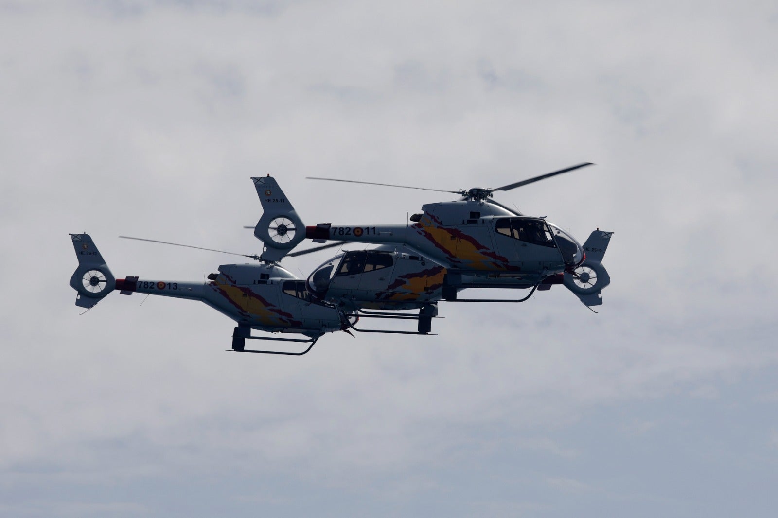 From the early hours of Sunday morning the Torre del Mar beach, on the the Costa del Sol, was full of people waiting to see what is already recognised as one of the best air festivals in Europe. 