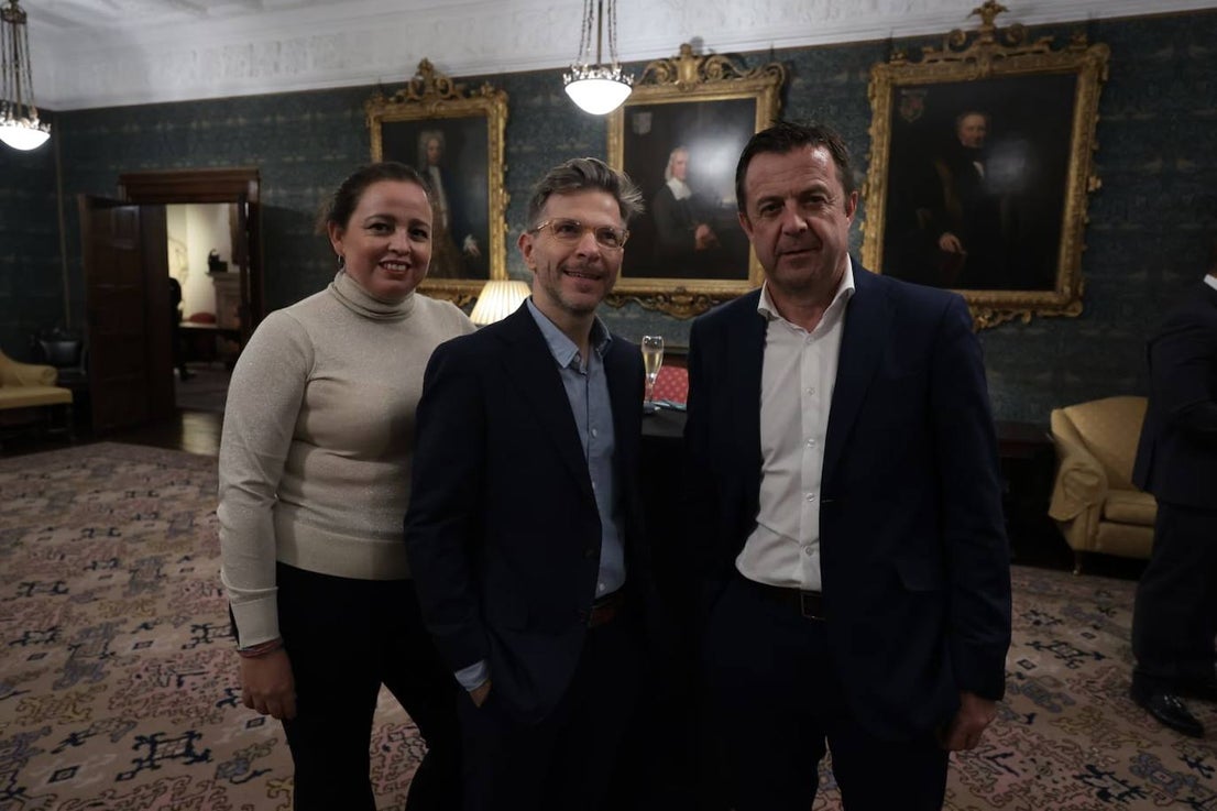 Authorities and travel professionals in London for the WTM got together at the annual SUR dinner last night