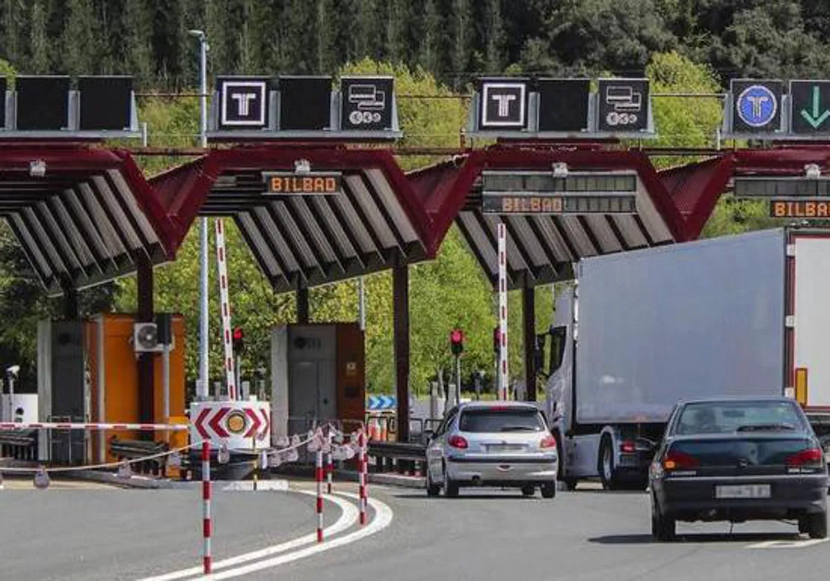 Motorway tolls could generate 5 billion euros a year for the State in Spain