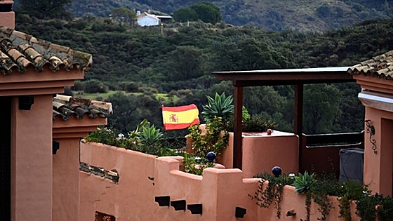 Truce reached over Spanish flags on luxury homes on the Costa del Sol