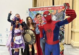 Part of the team of the Superheroes Association 'One Child One Smile', at the presentation of FreakCon 2023.