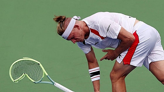 Alejandro Davidovich crashes out in Dubai after disastrous capitulation