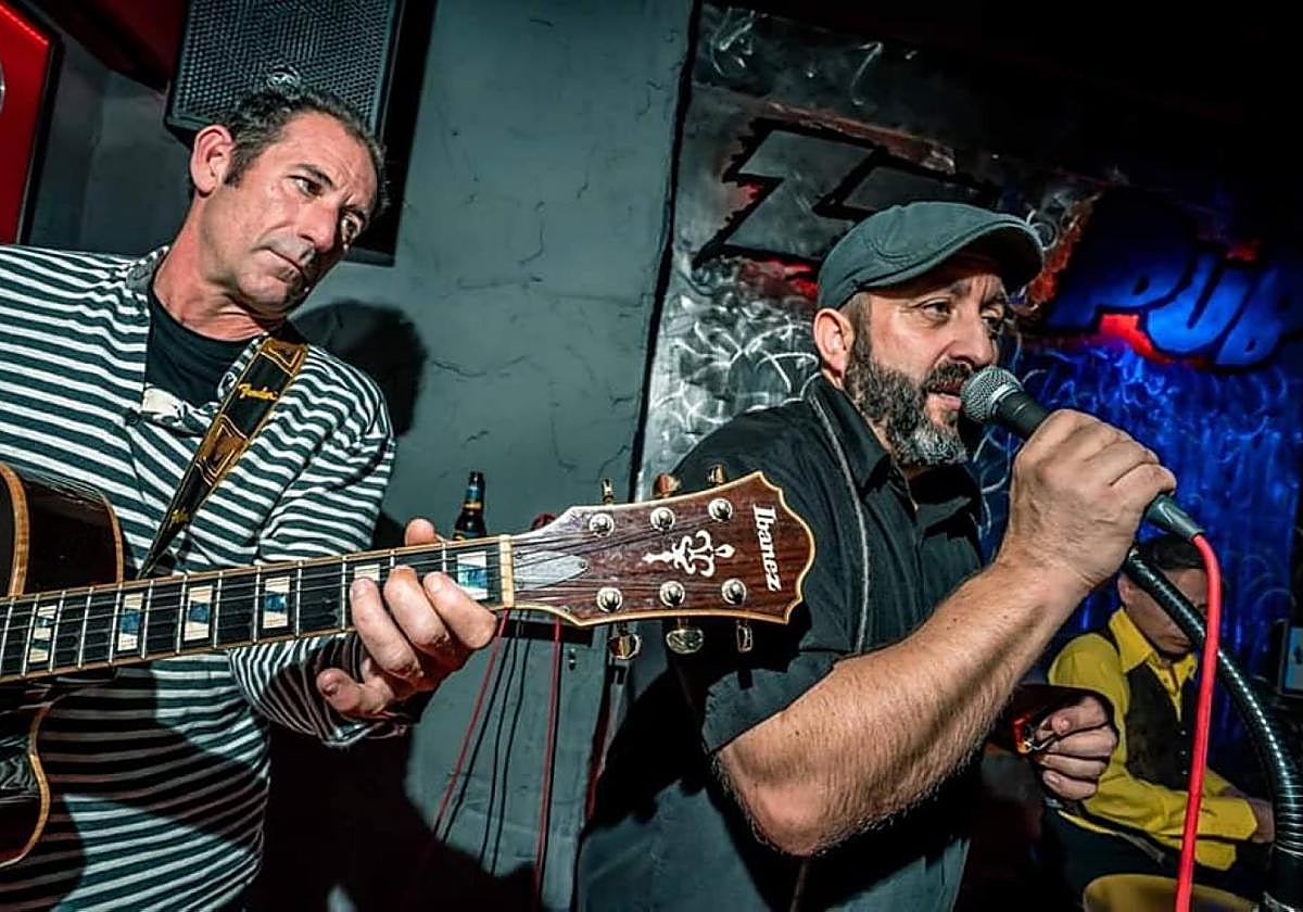 The Blue Stompers will perform at the Bonnet anniversary gig.