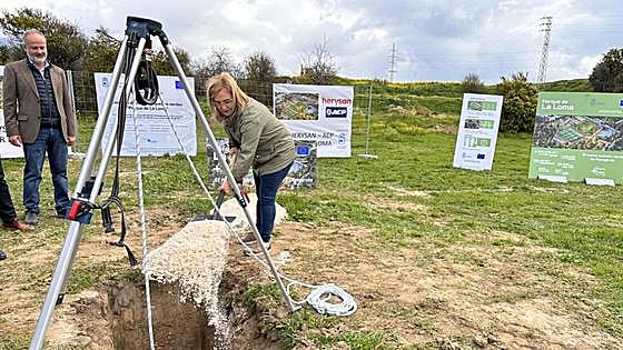 Mayor lays cornerstone of new park in Fuengirola